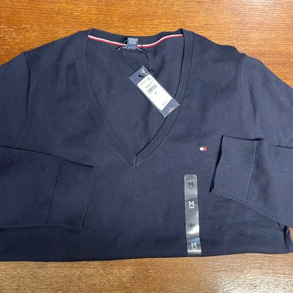 Tommy Hilfiger Navy Sweater - Picture 1 of 4